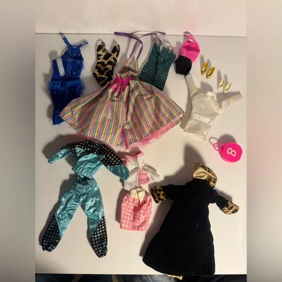 Vintage 1980s-1990's Barbie & Family Mattel Doll Clothing  Lot 15 Pce - Picture 6 of 6